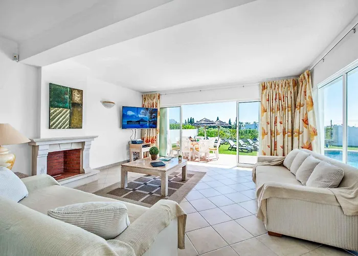 Damara فيلة البوفيرا